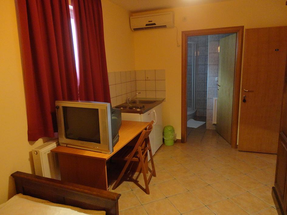 Bed and Breakfast Prenociste "Magnus" Slavonski Brod Exterior foto