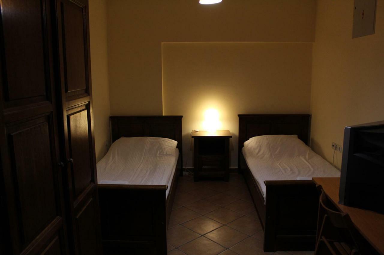 Bed and Breakfast Prenociste "Magnus" Slavonski Brod Exterior foto